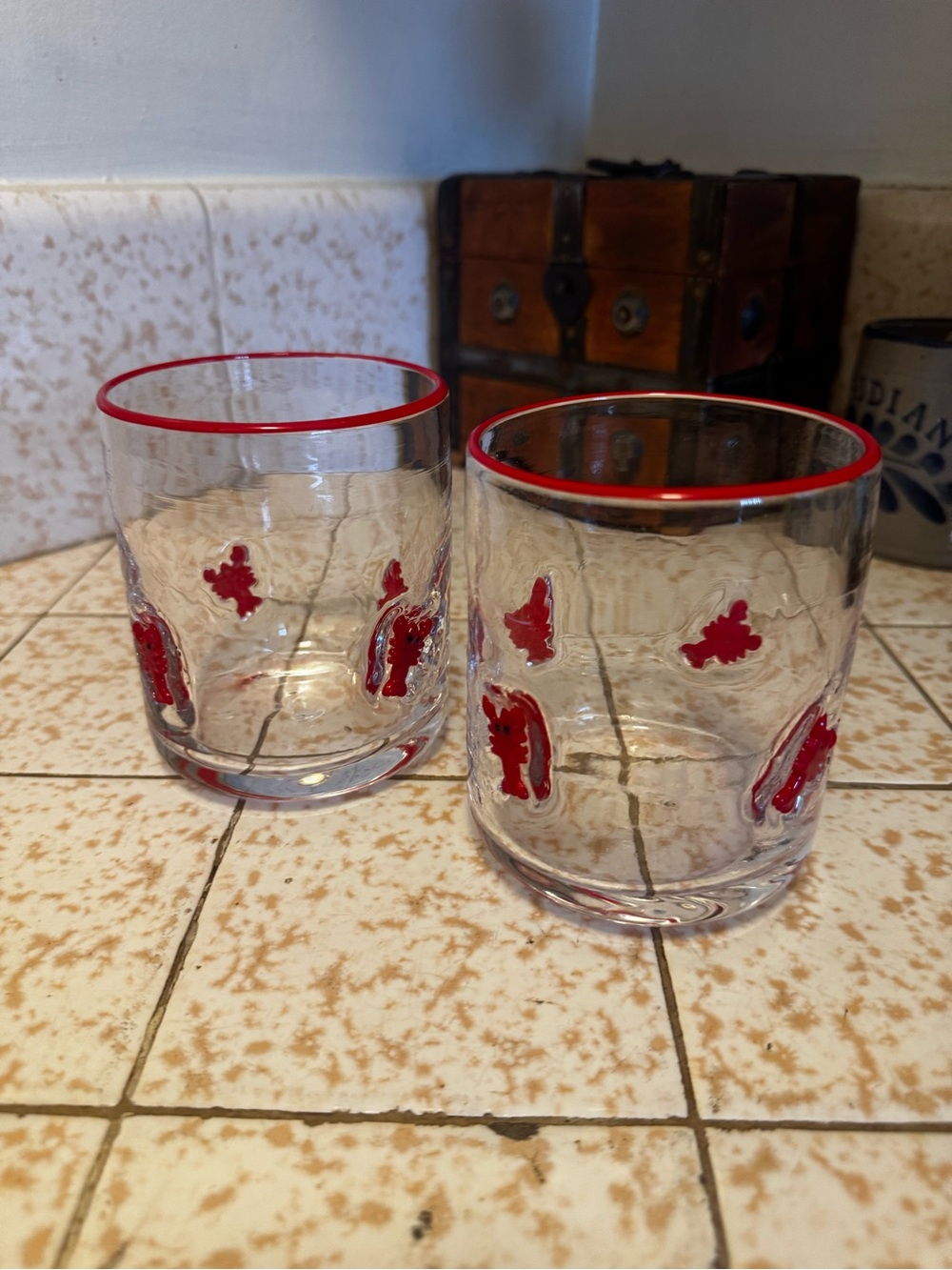 Clear Glass Tumbler Set with Lobsters and Red Trim - Home Dining
